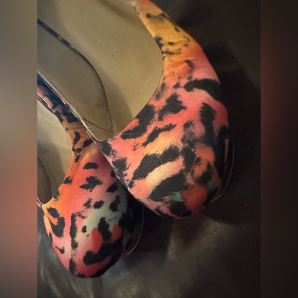Spring Multicolor Leopard Print Heels in Orange, Pink & Teal - Picture 6 of 10